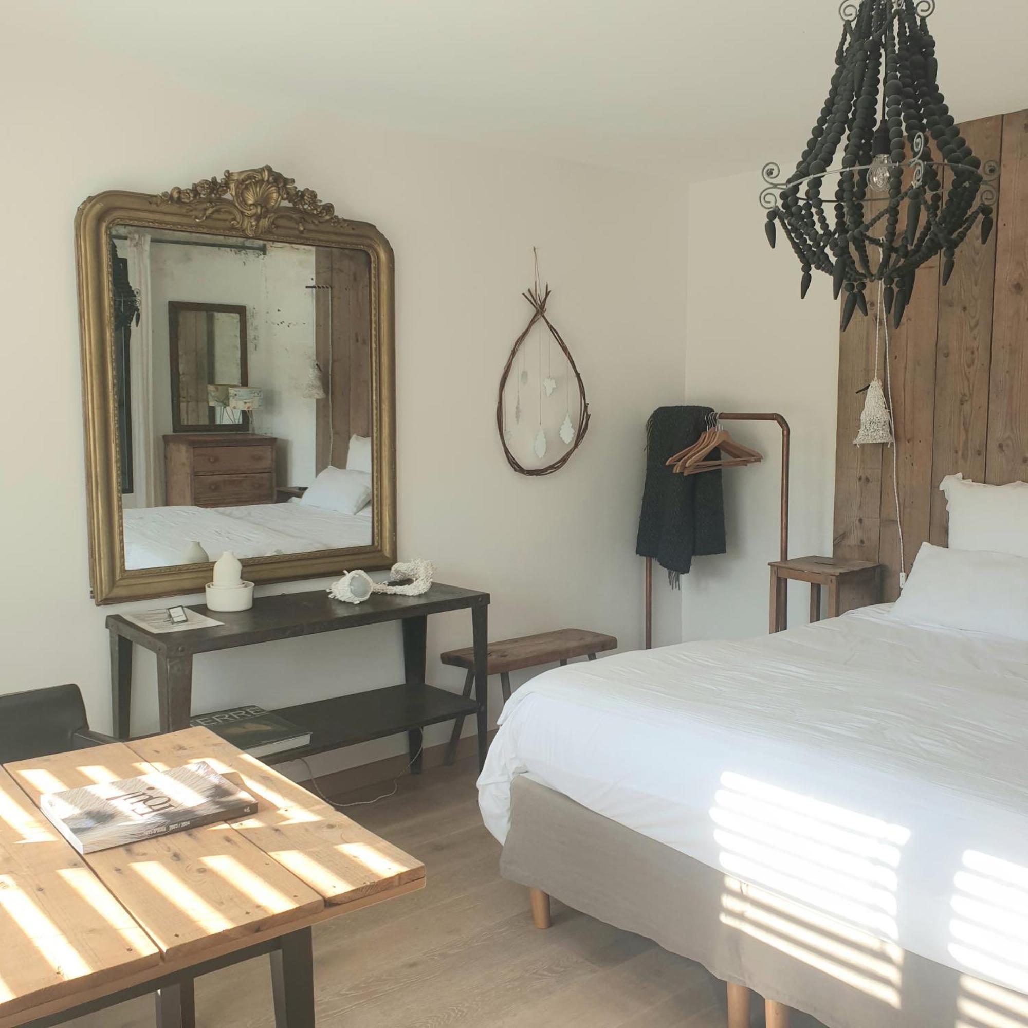 Bed and Breakfast Par Hasard Ou Pas Saint-Martin-aux-Chartrains Zewnętrze zdjęcie