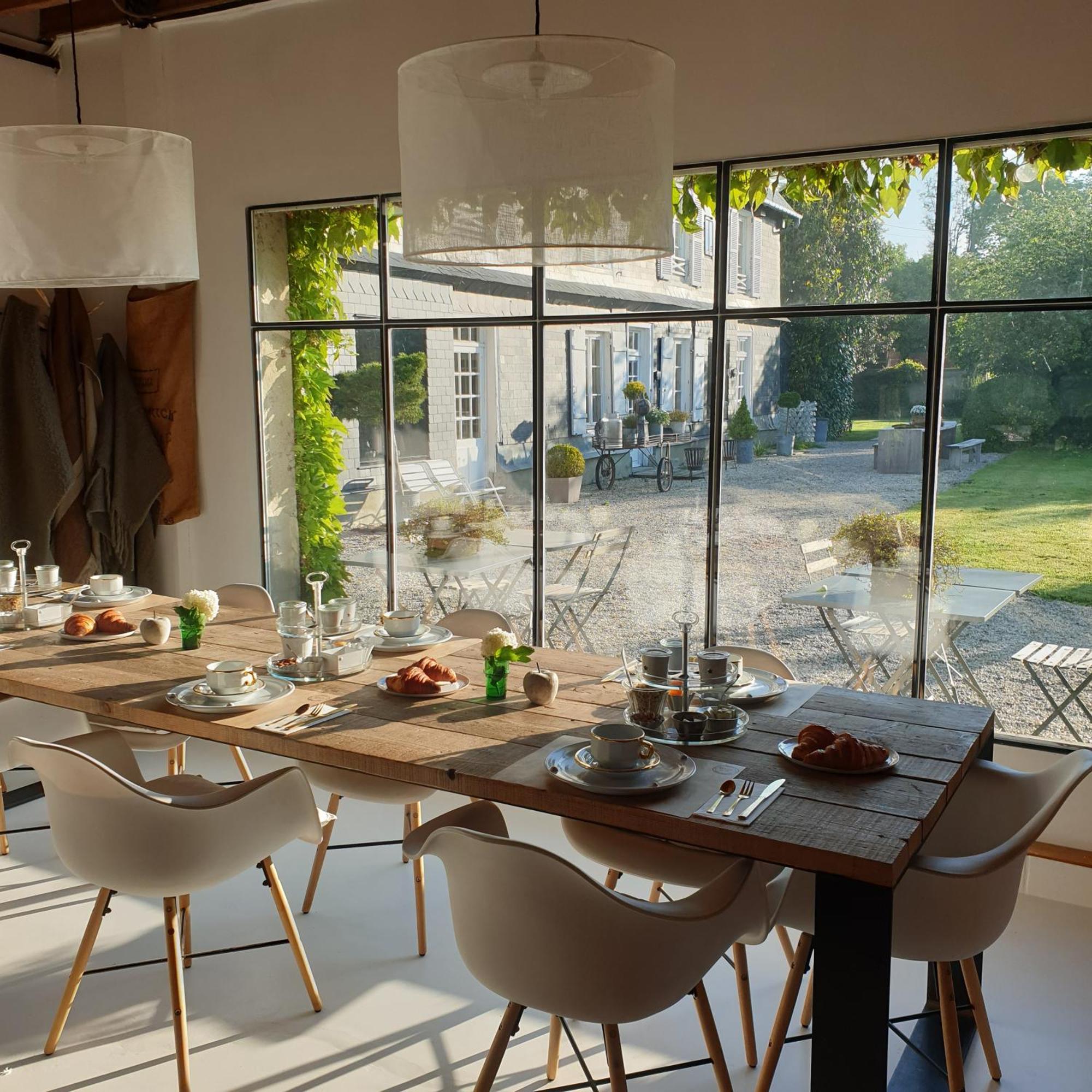Bed and Breakfast Par Hasard Ou Pas Saint-Martin-aux-Chartrains Zewnętrze zdjęcie