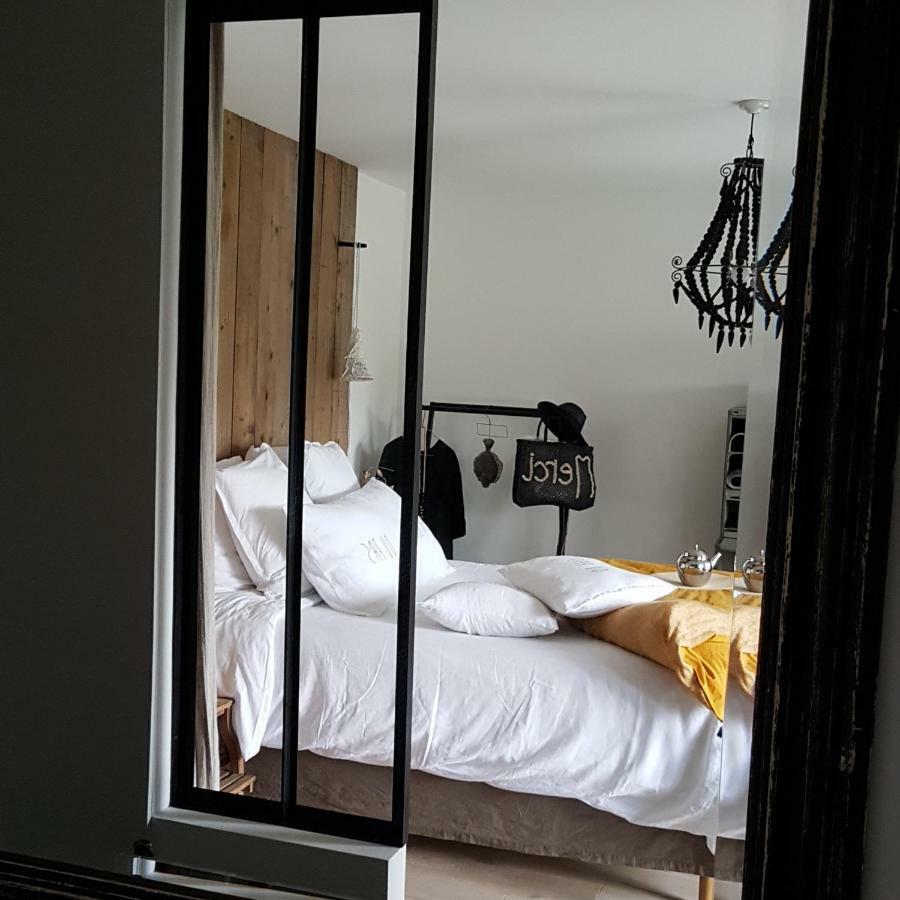 Bed and Breakfast Par Hasard Ou Pas Saint-Martin-aux-Chartrains Zewnętrze zdjęcie